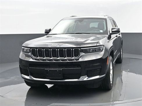 Used 2021 Jeep Grand Cherokee L Laredo w/ Luxury Tech Group I image 24