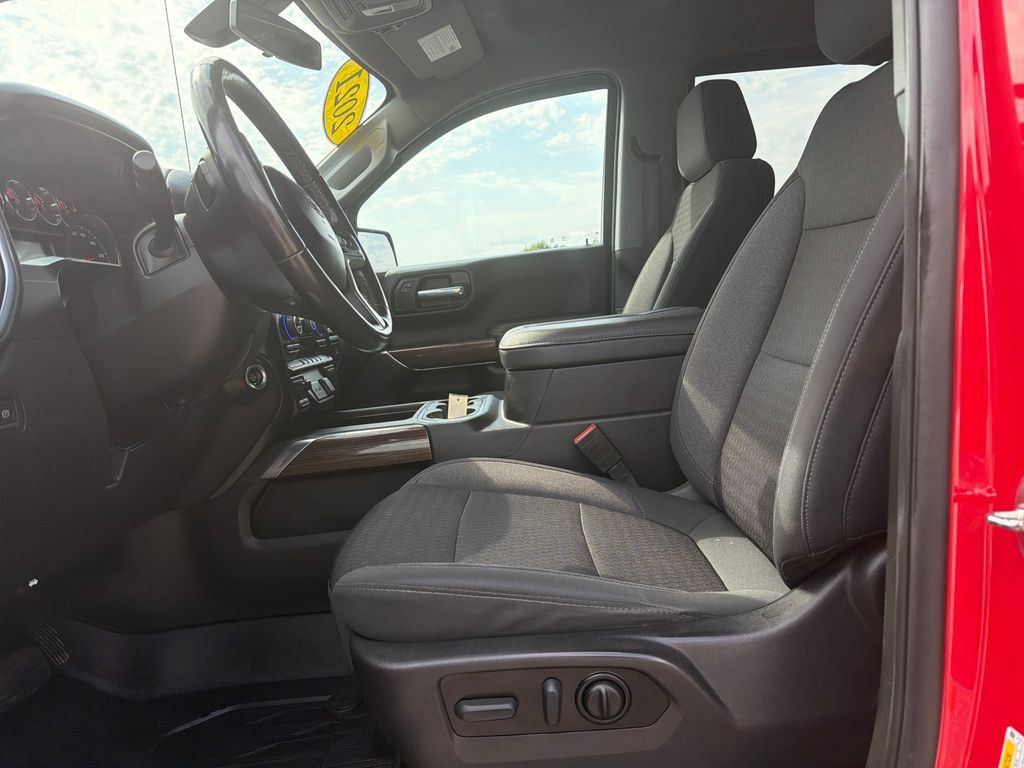 Certified 2021 Chevrolet Silverado 1500 RST w/ Rally Edition AWD/4WD image 28