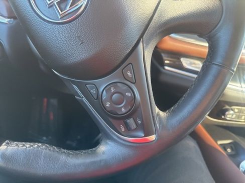 Used 2018 Buick Enclave Avenir w/ Avenir Technology Package image 20