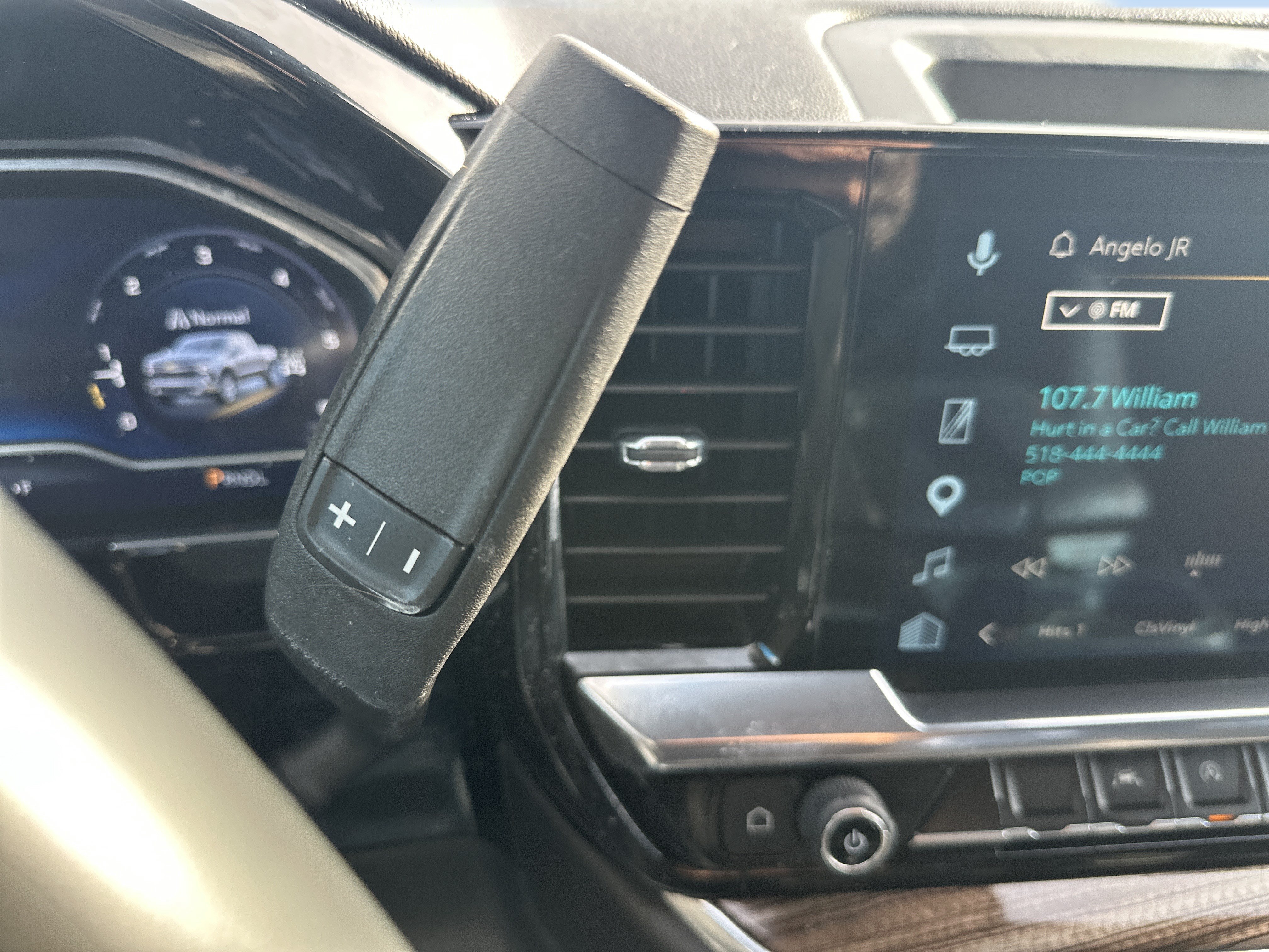 Certified 2024 Chevrolet Silverado 1500 LT AWD/4WD image 17