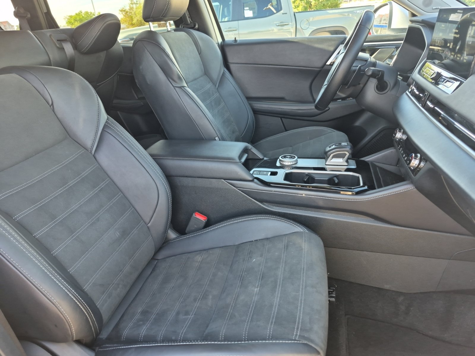 Used 2025 Mitsubishi Outlander SE AWD/4WD image 25