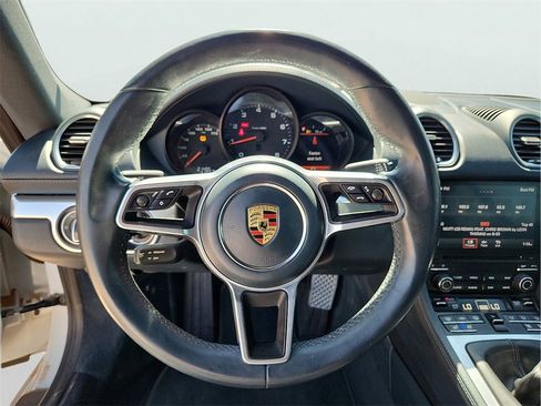 Used 2021 Porsche 718 Cayman Base image 25