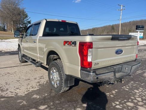 Used 2017 Ford F250 Lariat image 8