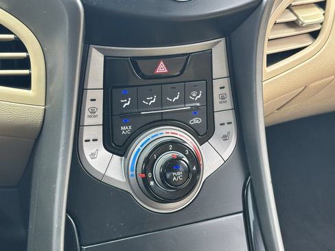 Used 2013 Hyundai Elantra GLS w/ Preferred Pkg FWD image 19