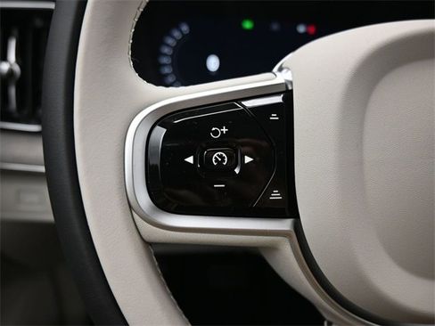 New 2026 Volvo XC90 B6 Ultra image 26
