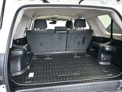 Used 2021 Toyota 4Runner SR5 image 28