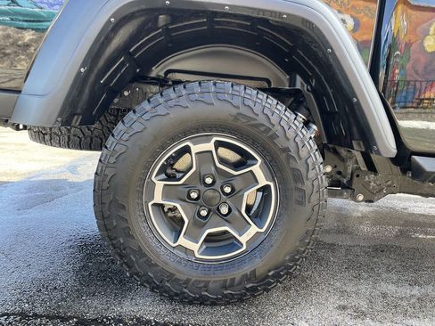 Certified 2022 Jeep Gladiator Mojave w/ LED Lighting Group image 12