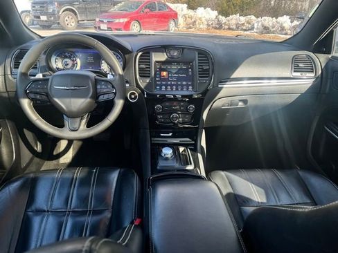 Used 2023 Chrysler 300 S image 3