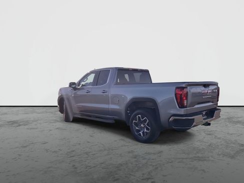 New 2026 GMC Sierra 1500 SLE image 6