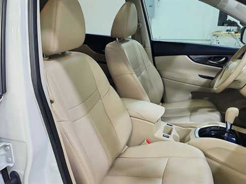 Used 2015 Nissan Rogue FWD image 27