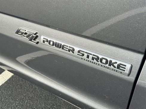 Used 2022 Ford F250 Platinum w/ Tremor Off-Road Package image 11