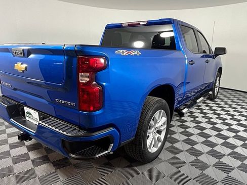 Used 2023 Chevrolet Silverado 1500 Custom AWD/4WD image 15