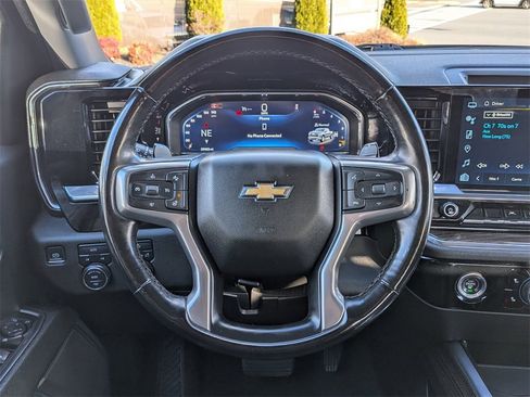 Used 2024 Chevrolet Silverado 1500 LT image 10