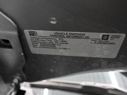 Used 2021 Chevrolet Camaro ZL1 RWD image 21