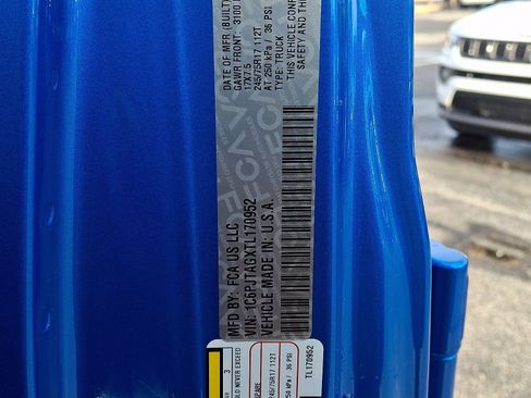 New 2026 Jeep Gladiator Sport image 18