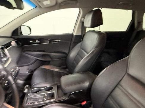 Used 2017 Kia Sorento EX FWD image 28