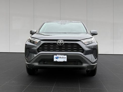 Used 2025 Toyota RAV4 LE FWD image 8