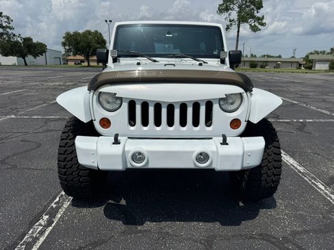 Used 2013 Jeep Wrangler Unlimited Sport w/ Connectivity Group AWD/4WD image 3
