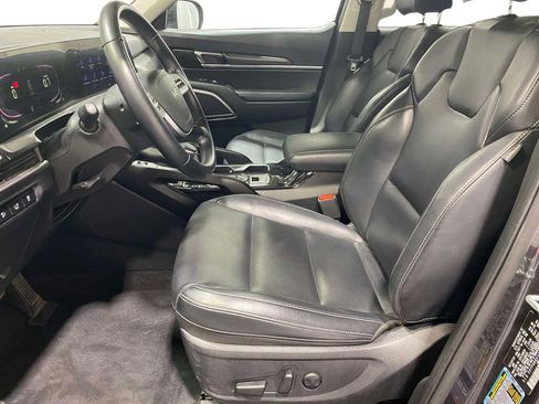 Used 2025 Kia Telluride S AWD/4WD image 17