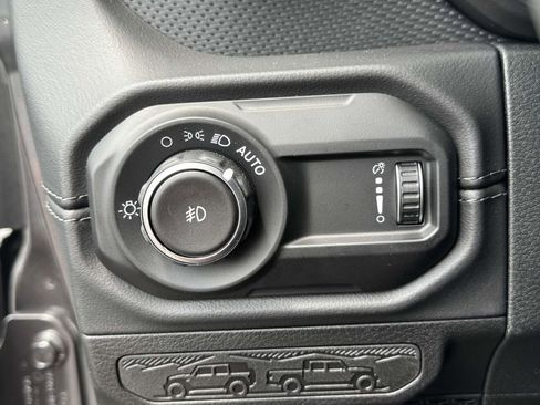 New 2025 Jeep Wrangler Unlimited Rubicon 392 image 29