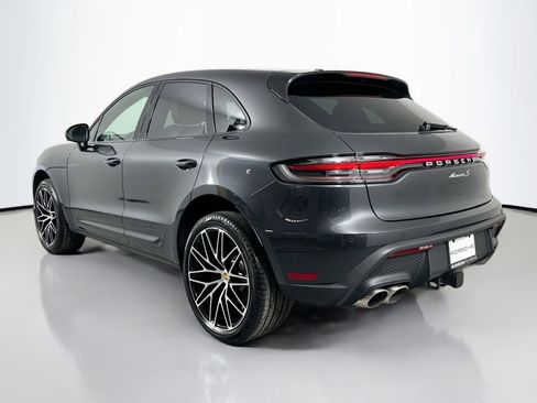 Certified 2025 Porsche Macan S image 3