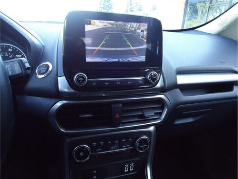 Used 2019 Ford EcoSport SE image 22