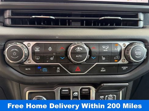 Used 2025 Jeep Wrangler Unlimited Rubicon 4xe w/ Convenience Group image 23