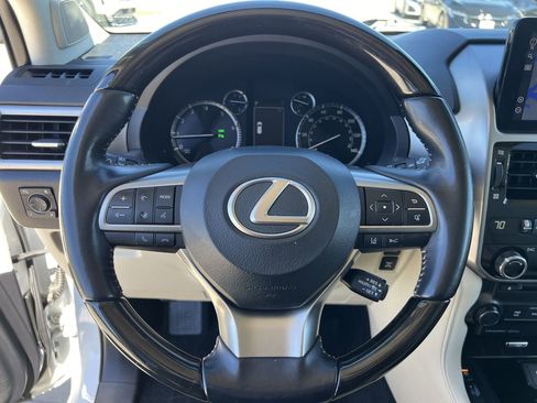 Used 2022 Lexus GX 460 Premium w/ Premium Package image 8