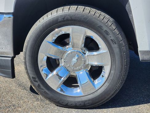 Used 2018 Chevrolet Silverado 1500 LTZ w/ Texas Edition image 9