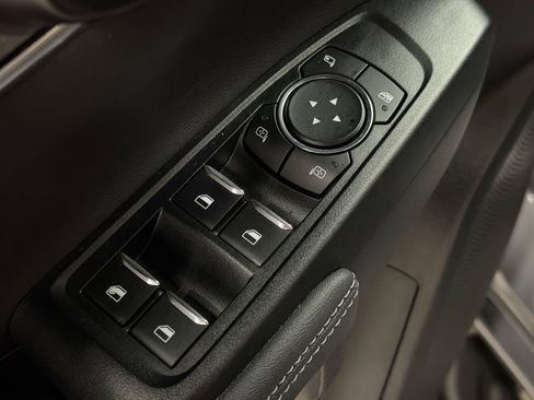 Used 2025 Ford Ranger Lariat w/ Trailer Tow Package image 34