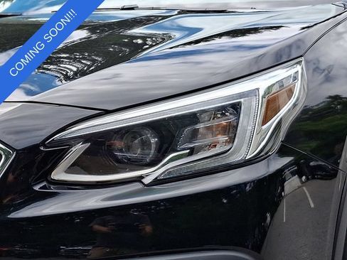 Used 2020 Subaru Outback Touring AWD/4WD image 10
