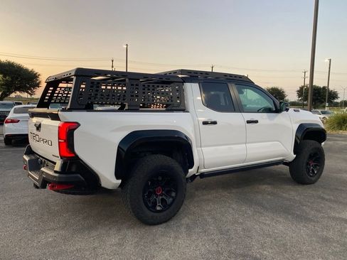 Certified 2025 Toyota Tacoma TRD Pro AWD/4WD image 5