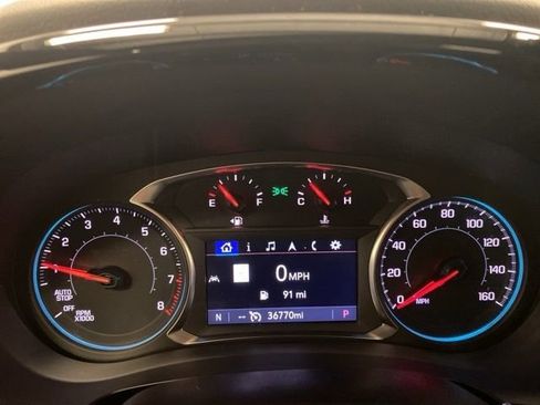 Used 2023 Chevrolet Traverse RS AWD/4WD image 9