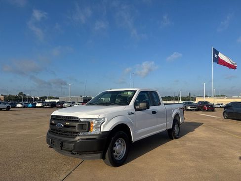 Used 2018 Ford F150 XL w/ XL Power Equipment Group AWD/4WD image 3