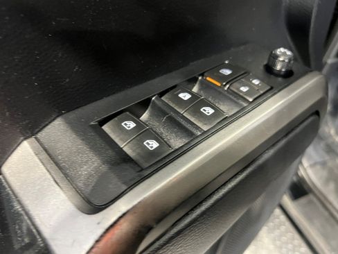 Used 2019 Toyota Tacoma SR5 image 26