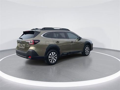 Certified 2025 Subaru Outback Premium w/ Popular Package #1A image 8