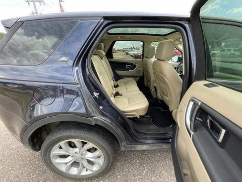Used 2017 Land Rover Discovery Sport HSE AWD/4WD image 27