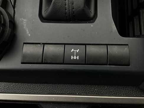 Used 2025 Toyota Tacoma TRD Off-Road image 21