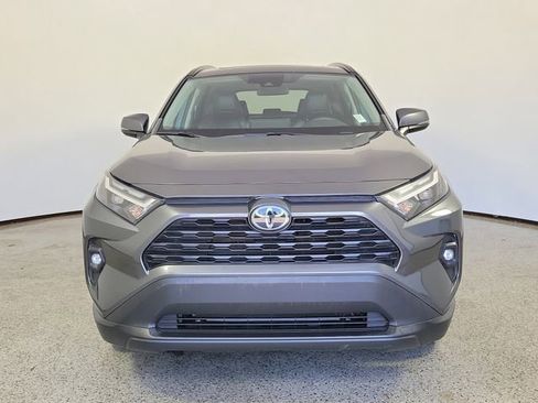 Used 2022 Toyota RAV4 XLE Premium FWD image 3