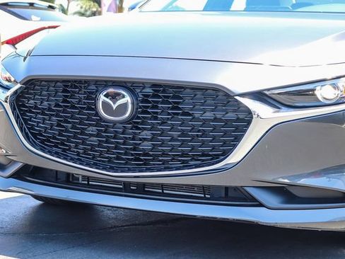 Used 2021 MAZDA MAZDA3 s FWD image 12