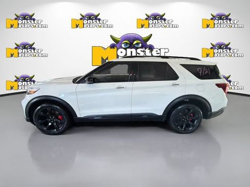 Used 2023 Ford Explorer ST w/ Technology Package AWD/4WD image 7