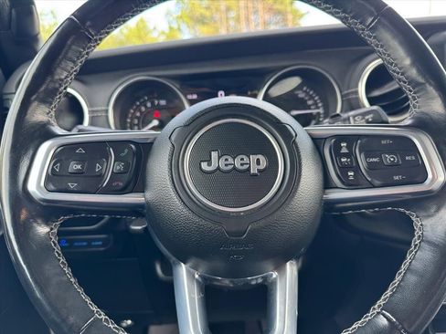 Used 2021 Jeep Wrangler Unlimited Sahara w/ Cold Weather Group image 17