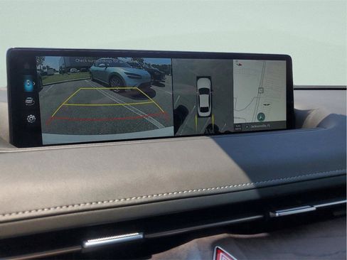 New 2023 Genesis G80 Base image 24