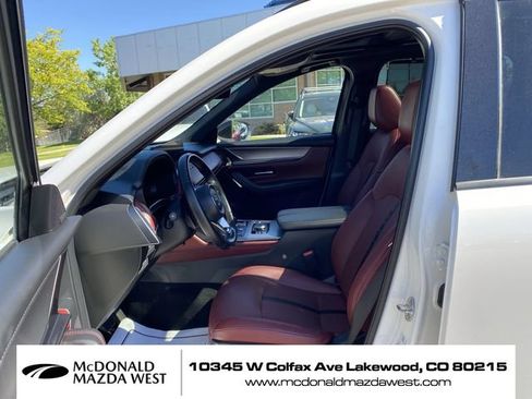 Certified 2025 MAZDA CX-70 Plug-In Hybrid w/ Premium Plus AWD/4WD image 12