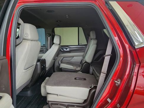 Used 2022 Chevrolet Tahoe LT w/ Luxury Package image 20