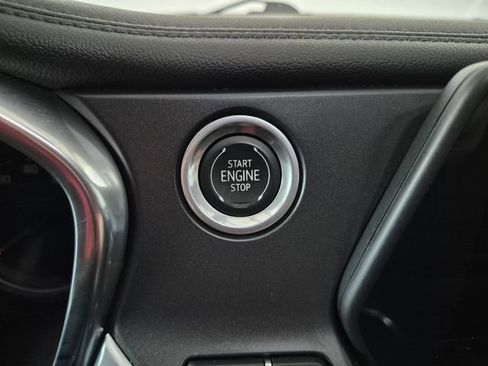 Used 2020 Chevrolet Blazer LT FWD image 23