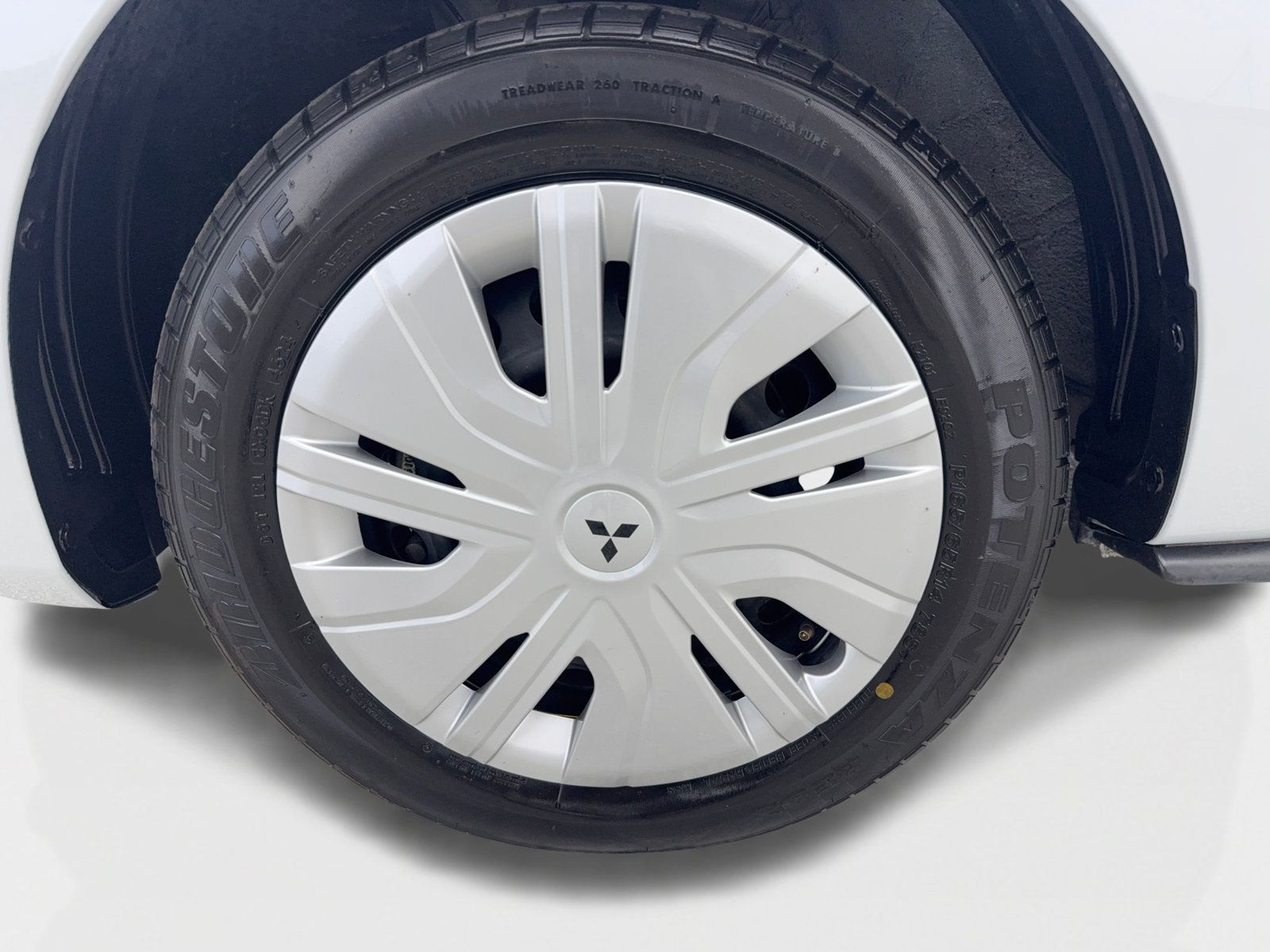 Used 2024 Mitsubishi Mirage G4 LE FWD image 55