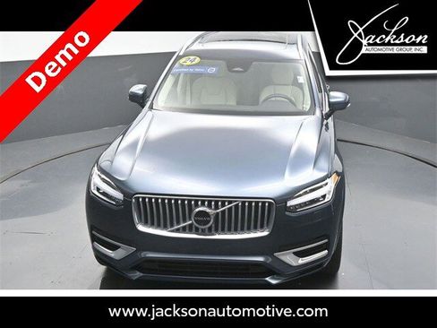 Certified 2024 Volvo XC90 T8 Plus w/ Protection Package Premier image 44