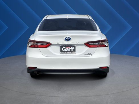 Used 2022 Toyota Camry LE FWD image 4