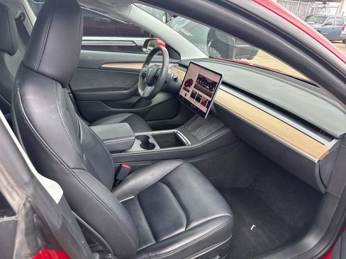 Used 2023 Tesla Model 3 Standard Range image 7